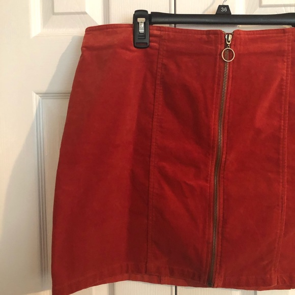 Forever 21 Dark Orange O-Ring Velvet Miniskirt - Picture 3 of 4